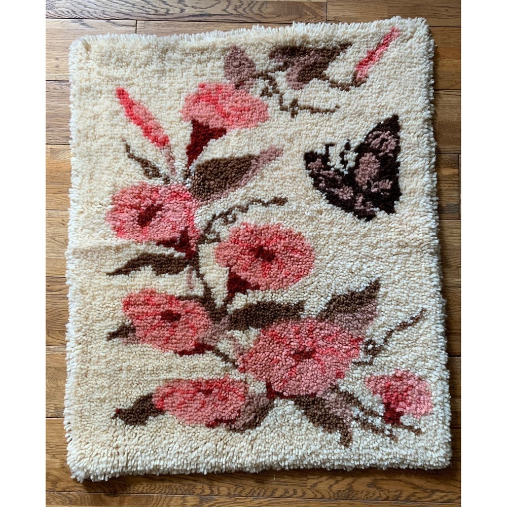 Vintage Latch Hook Rug Floral Butterfly Pink Cream Retro Cottagecore Boho 30x25